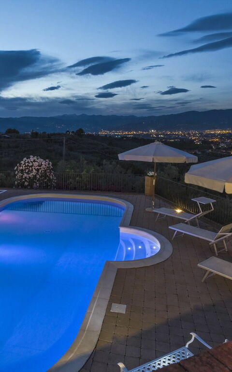 Villa Casalguidi: slå samman