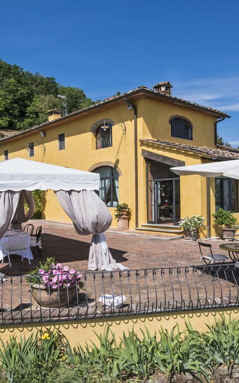 Villa Casalguidi: Exteriör, Trädgård