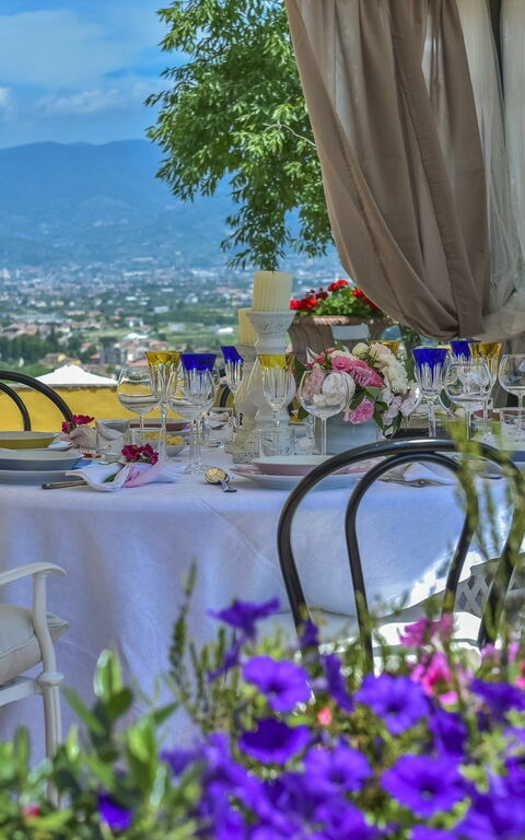 Villa Casalguidi: Balkong / terrass / uteplats, Trädgård, Utomhus