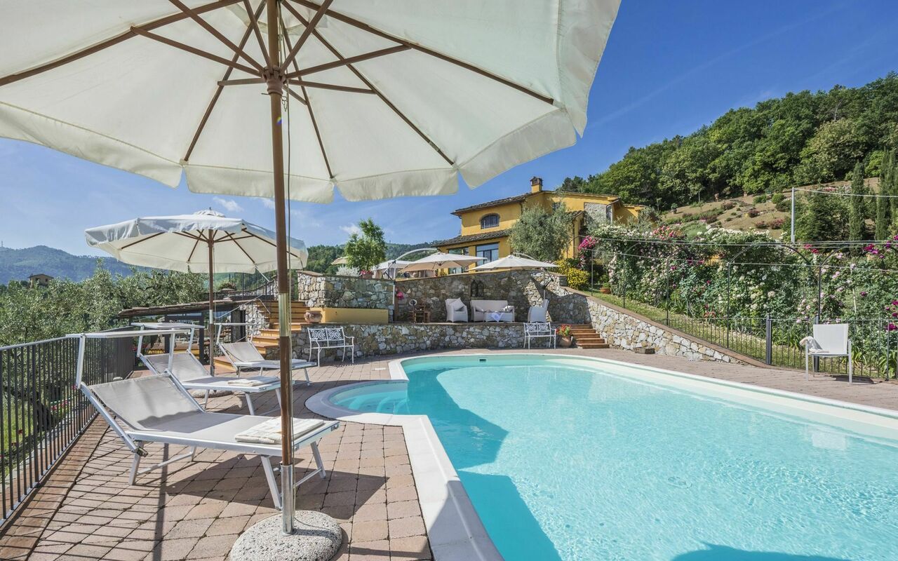 Villa Casalguidi: slå samman