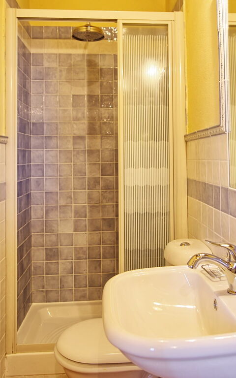 Villa Poggiolino: Badrum