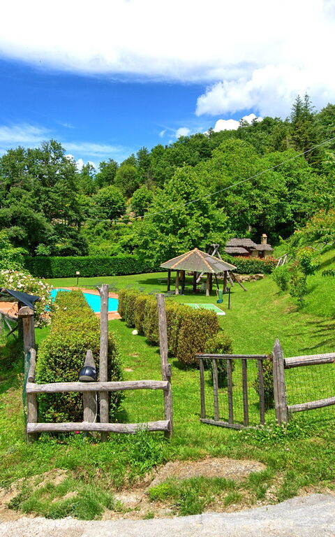 Villa Margherita Due: Trädgård, Utomhus