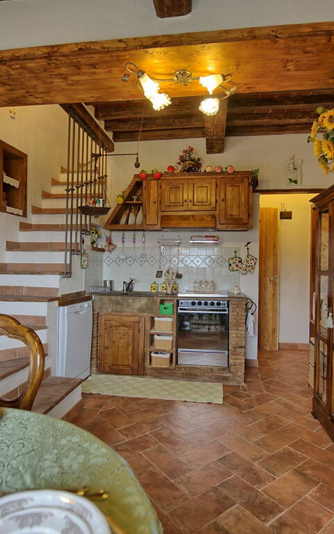 Villa Margherita Tre: Kök, Lunchrum