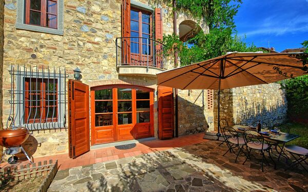 Casa Maria Luisa: Huvudentré, Utomhus