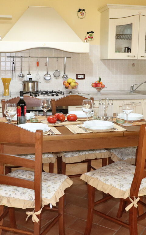 Casa Centoia: Kök, Lunchrum