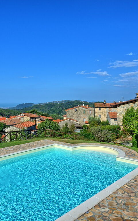 Il Gualdo: slå samman