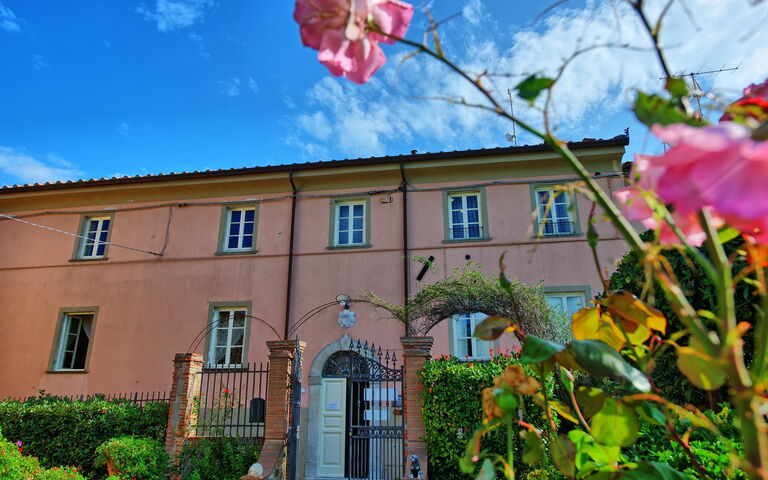 Il Gualdo: Exteriör