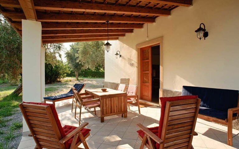 Cicero: Exteriör, Trädgård