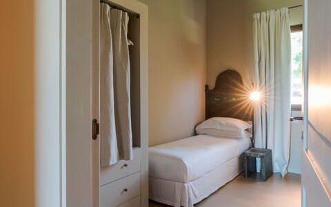 Semesterboende Isla Verde - Ulivi: sovrum