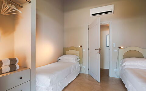 Semesterboende Isla Verde - Carrubi: sovrum