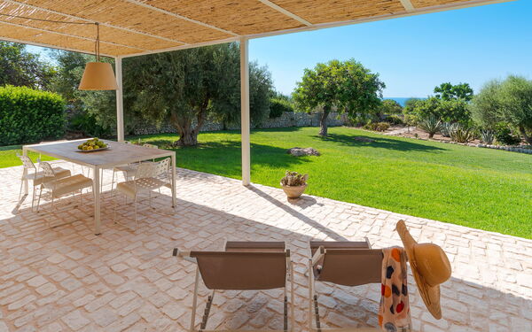 Semesterboende Isla Verde - Ulivi: Balkong / terrass / uteplats, Exteriör, Trädgård, Utomhus, Visningar