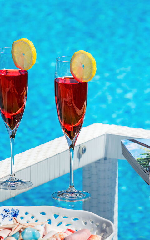 Afrodite: slå samman, Utomhus