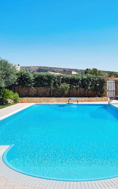 Afrodite: slå samman, Utomhus