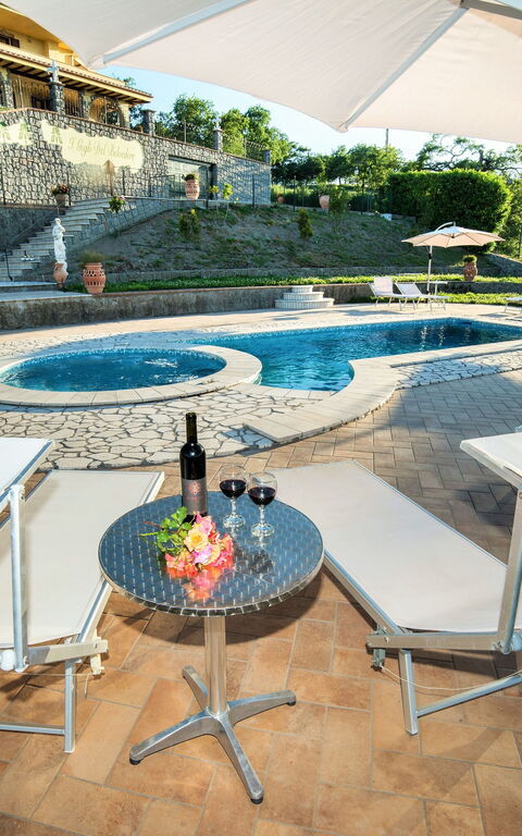 I Gigli Di Bolsena: slå samman