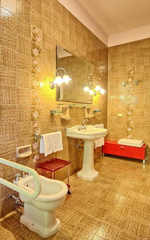 Villa Lauretana: Badrum