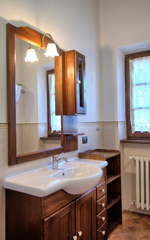 Villa Portole Due: Badrum