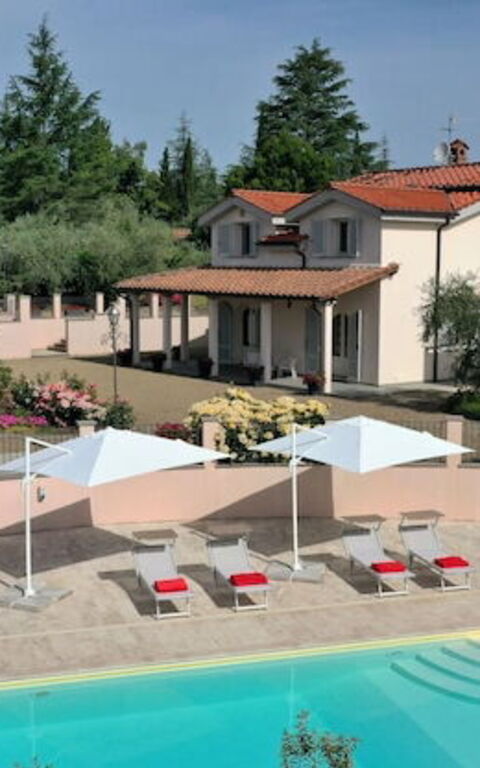 Villa Gaville: slå samman, Trädgård, Utomhus