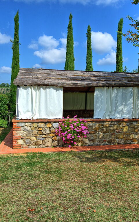 Villa Marika: Trädgård, Utomhus