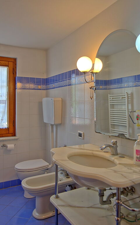 Villa Lorena: Badrum