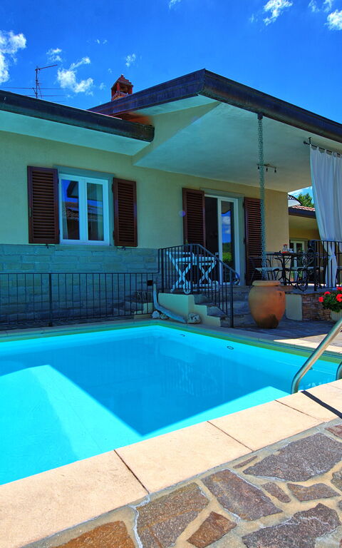 Villa Pratovecchio: Exteriör, slå samman, Utomhus