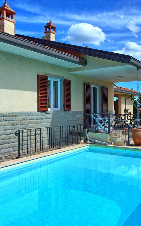 Villa Pratovecchio: Exteriör, slå samman, Utomhus