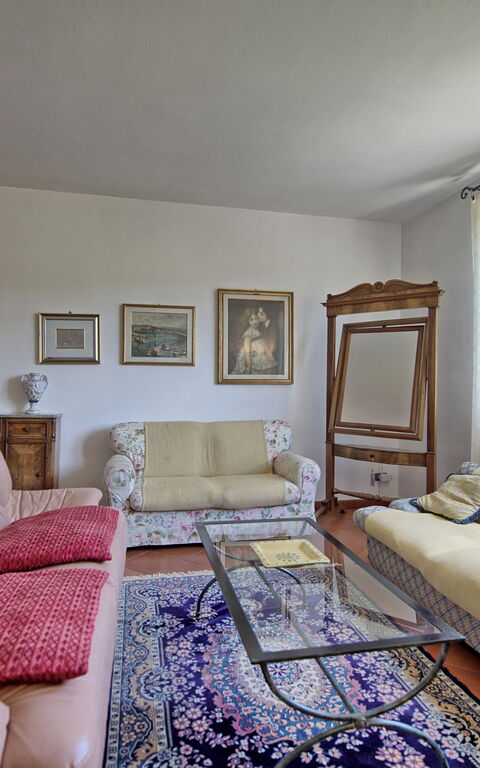 Villa Pratovecchio: Vardagsrum