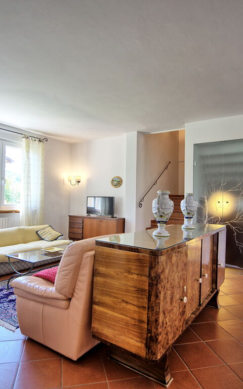 Villa Pratovecchio: Vardagsrum