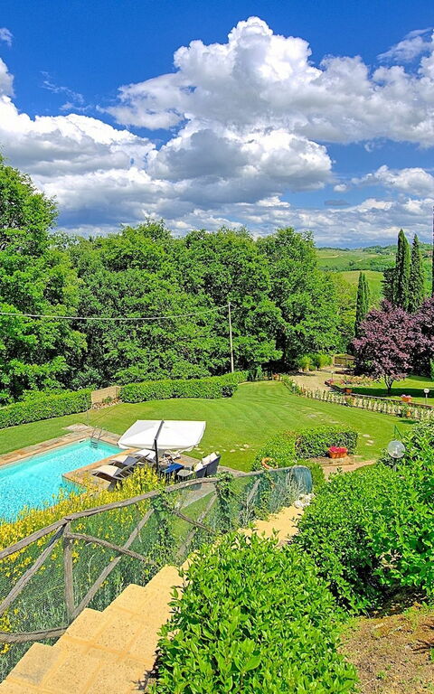 Villa Sabrina: slå samman, Trädgård