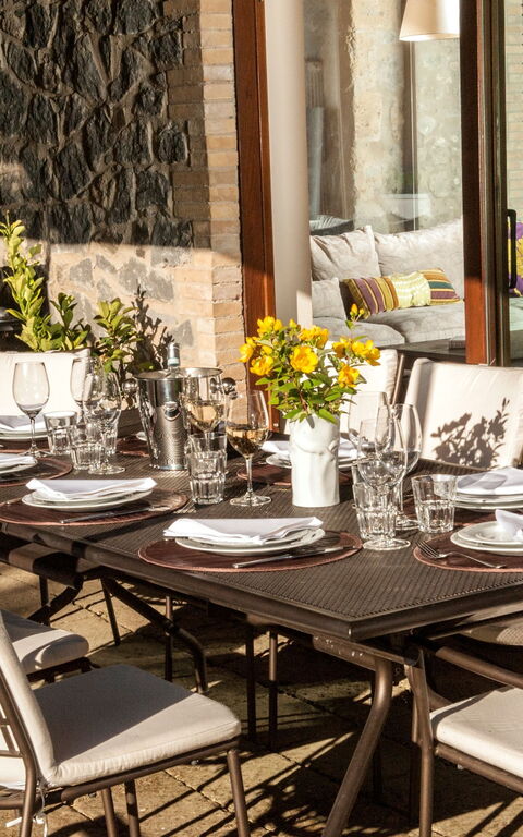 Casale Porano: Exteriör