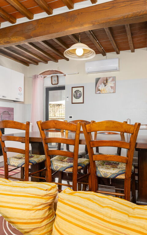 Villa Morandi: Kök, Lunchrum, Vardagsrum