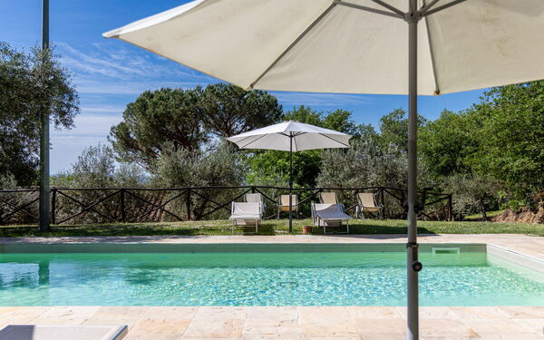 Villa Morandi: slå samman, Utomhus
