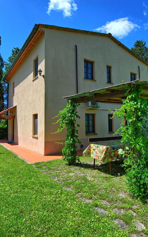 Villa Picchio: Exteriör, Trädgård, Utomhus