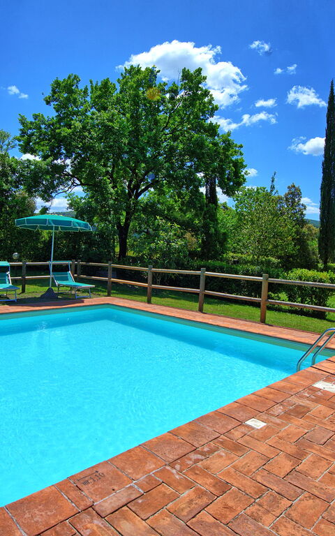 Villa Picchio: Exteriör, slå samman, Utomhus