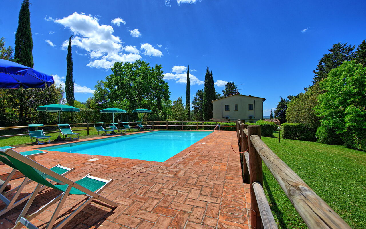 Villa Picchio: slå samman, Trädgård, Utomhus
