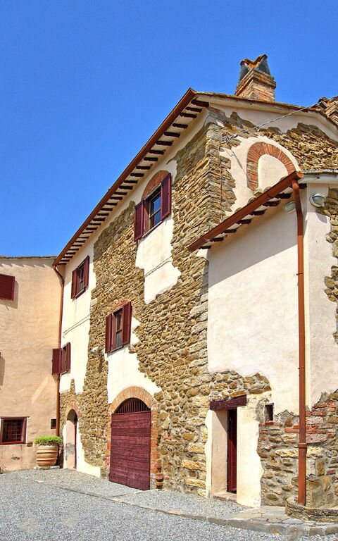 Villa Uccellaia: Exteriör, Trädgård