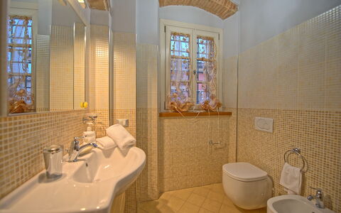 Semesterboende Flavia 4: Badrum