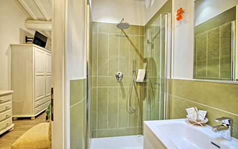 Semesterboende Fornace 2: Badrum