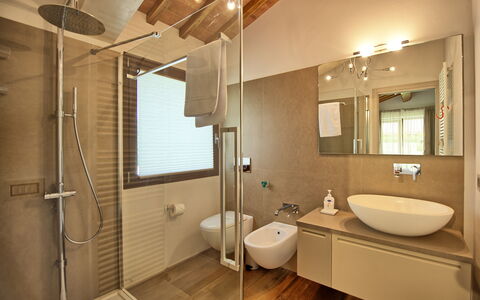 Semesterboende Marcello: Badrum