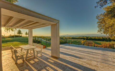 Semesterboende Fornace 2: Exteriör, Trädgård