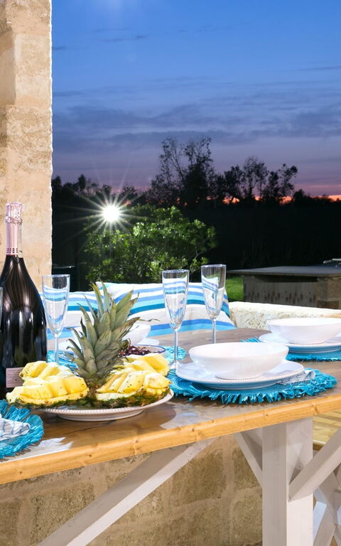 Trullo Torre Suda: Utomhus