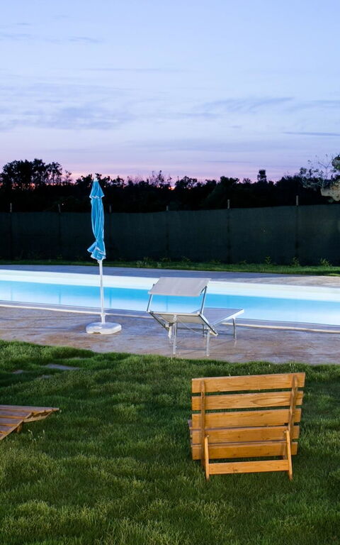 Trullo Torre Suda: slå samman, Trädgård, Utomhus