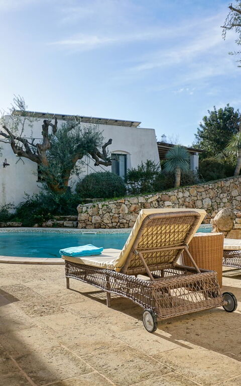 Tia Trullo: slå samman, Utomhus