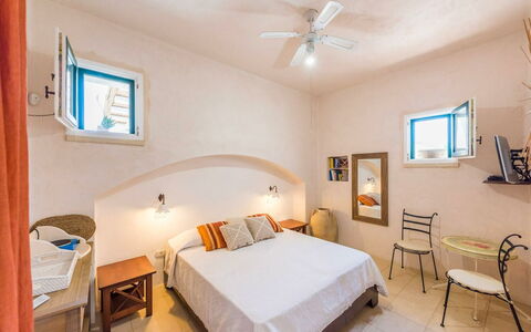 Semesterboende Pool Studio