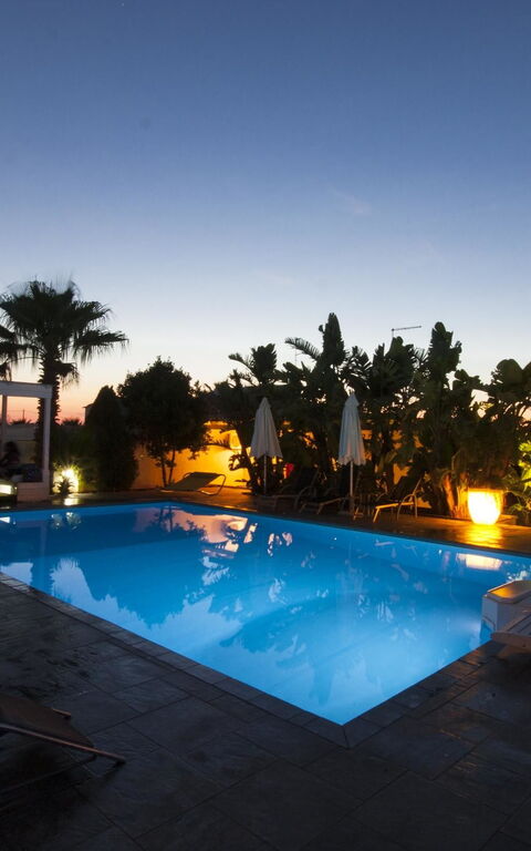 Cotriero: slå samman, Trädgård