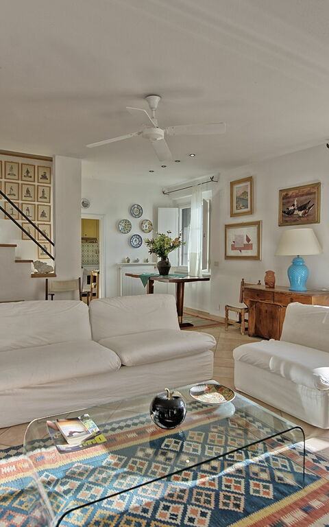 Vista Mare: Lunchrum, Vardagsrum