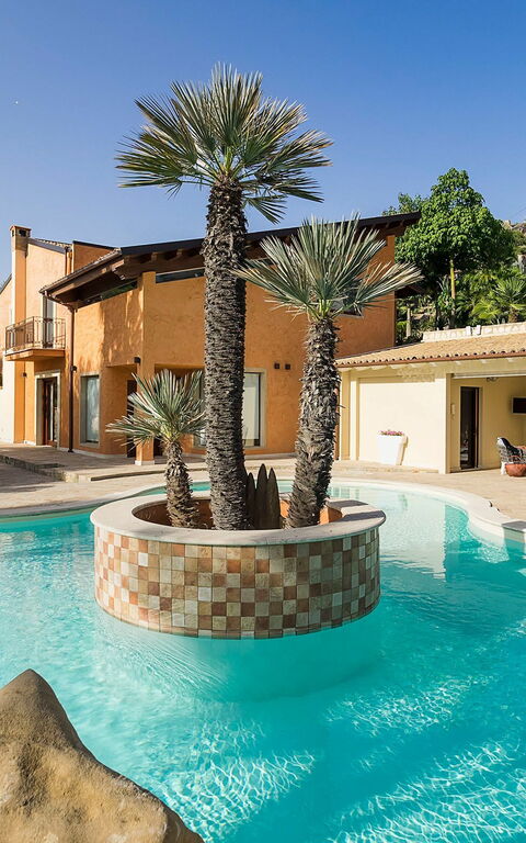 Villa Agorà: slå samman