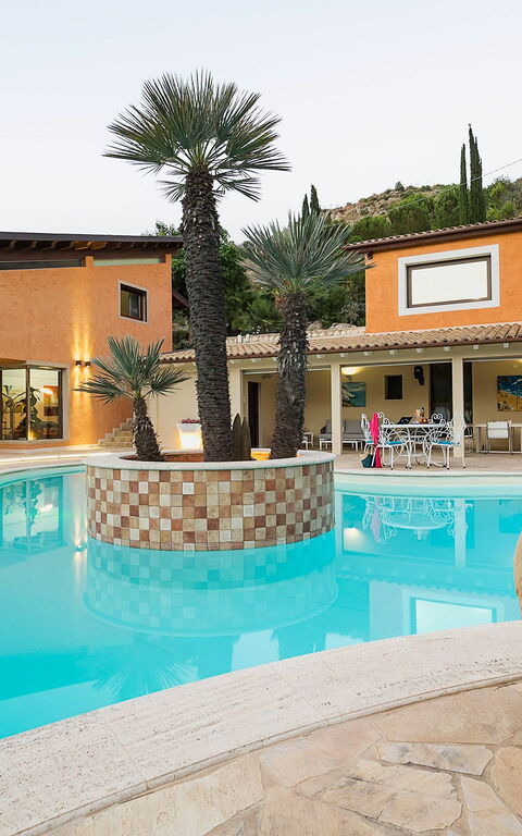 Villa Agorà: slå samman