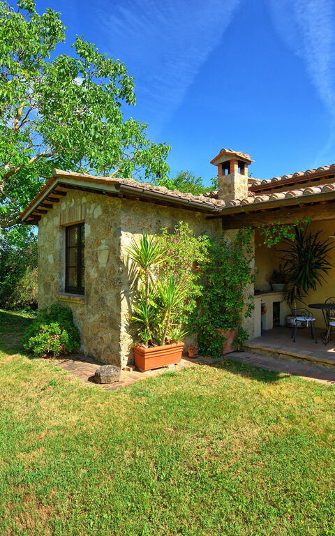 Villa Sarteano: Exteriör, Trädgård