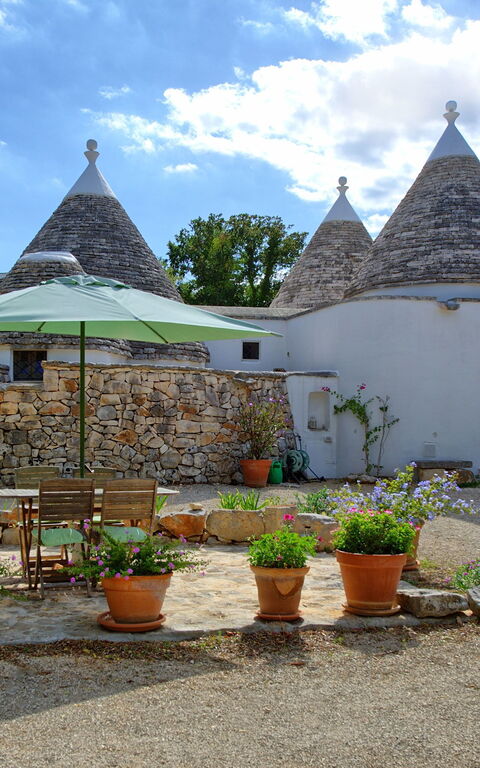 Trullo Pascarosa: Trädgård