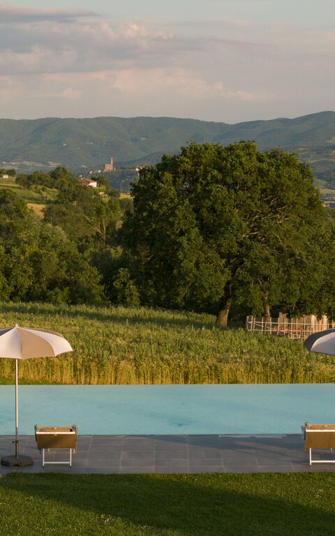 Casale Daniele: slå samman, Trädgård, Visningar